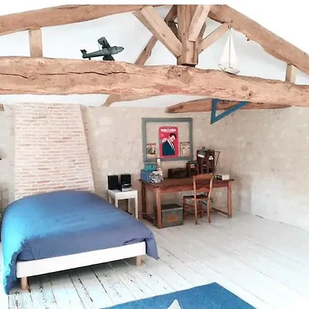 Dom wakacyjny Chateau Fongiras 11 Personnes Medoc *