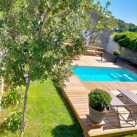 Chateau Fongiras 11 Personnes Medoc Saint-Germain-dʼEsteuil