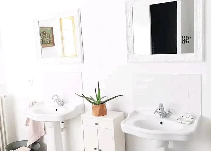 Chateau Fongiras 11 Personnes Medoc Tatil Evi